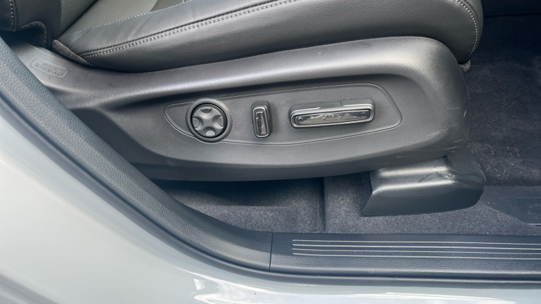 Honda CR-V 2.0 ePHEV Advance Tech 5dr eCVT Estate